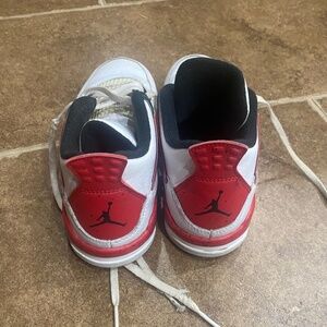 Kids Jordan 4
